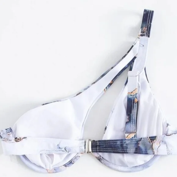 Bikini top - Picture 2 of 3